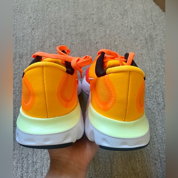 NIB Nike renew run D2N sz 7Y - Picture 4 of 8